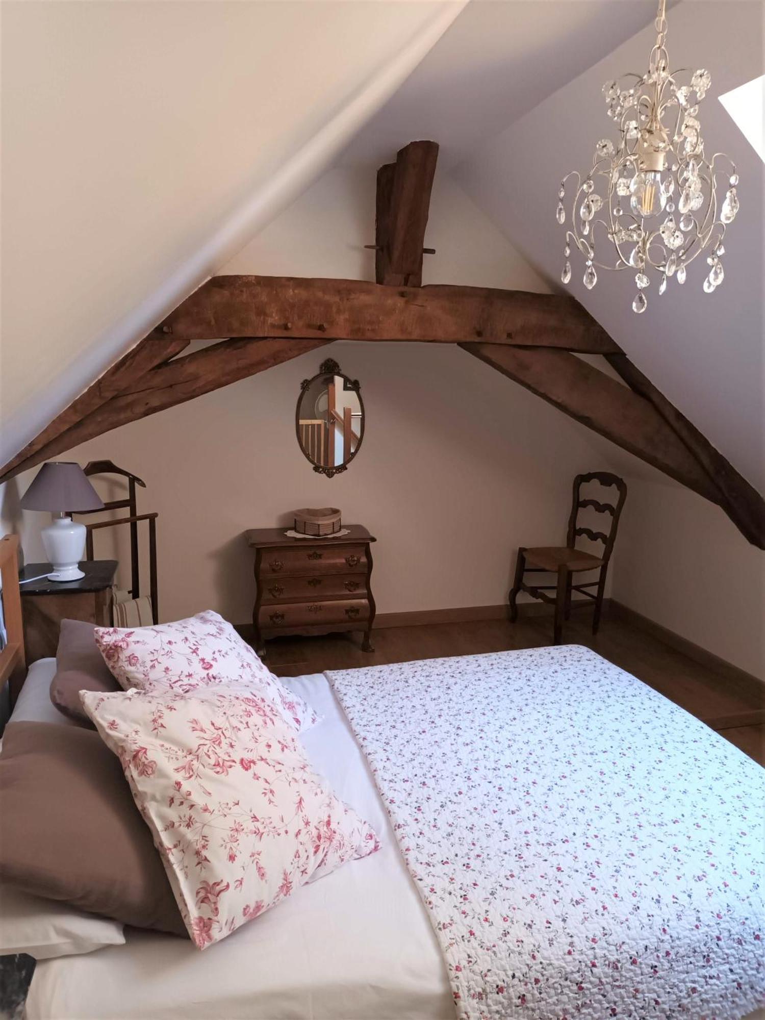 Le Logis Du Pressoir Self Catering Gites In Beautiful 18Th Century Estate In The Heart Of The Loire Valley With Heated Pool And Extensive Grounds. Les Bois-d'Anjou Ruang foto