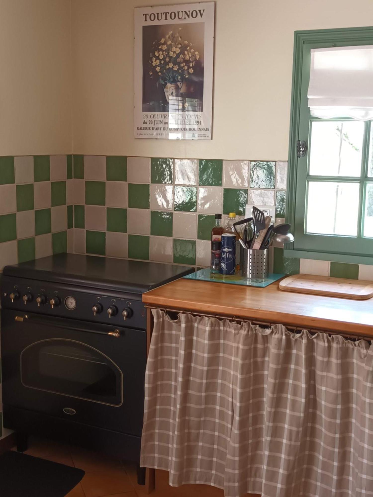 Le Logis Du Pressoir Self Catering Gites In Beautiful 18Th Century Estate In The Heart Of The Loire Valley With Heated Pool And Extensive Grounds. Les Bois-d'Anjou Ruang foto